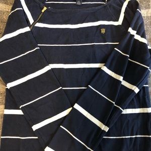 Women’s long sleeve shirt